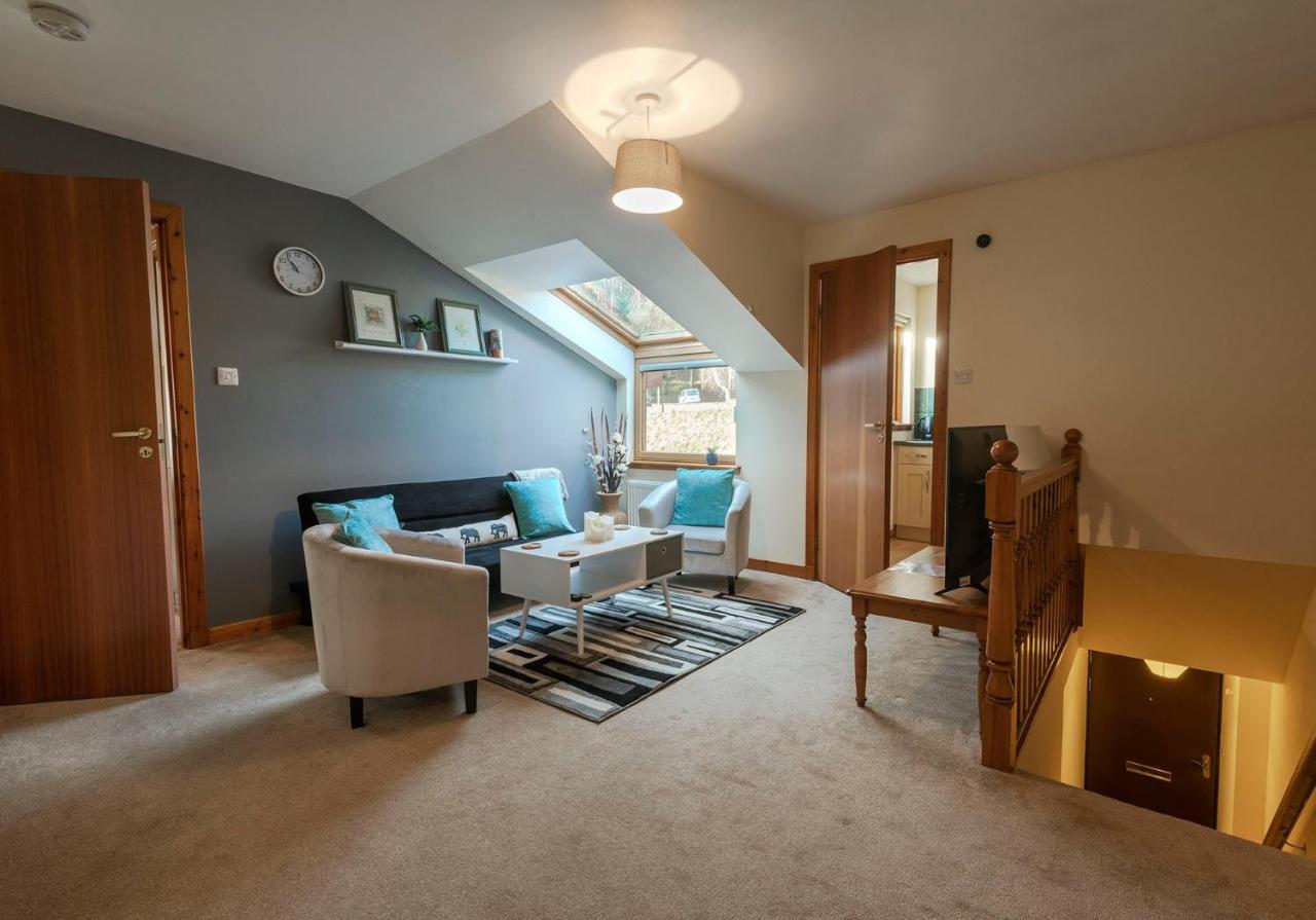 Stylish 2 Bedroom - 2 Miles Inverness City Centre Экстерьер фото